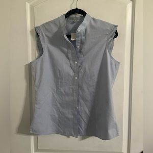 Foxcroft Women’s NWT Sleeveless Button Up - Light Blue